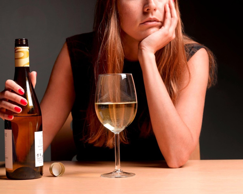 Анонимное лечение женского алкоголизма в Реутове
